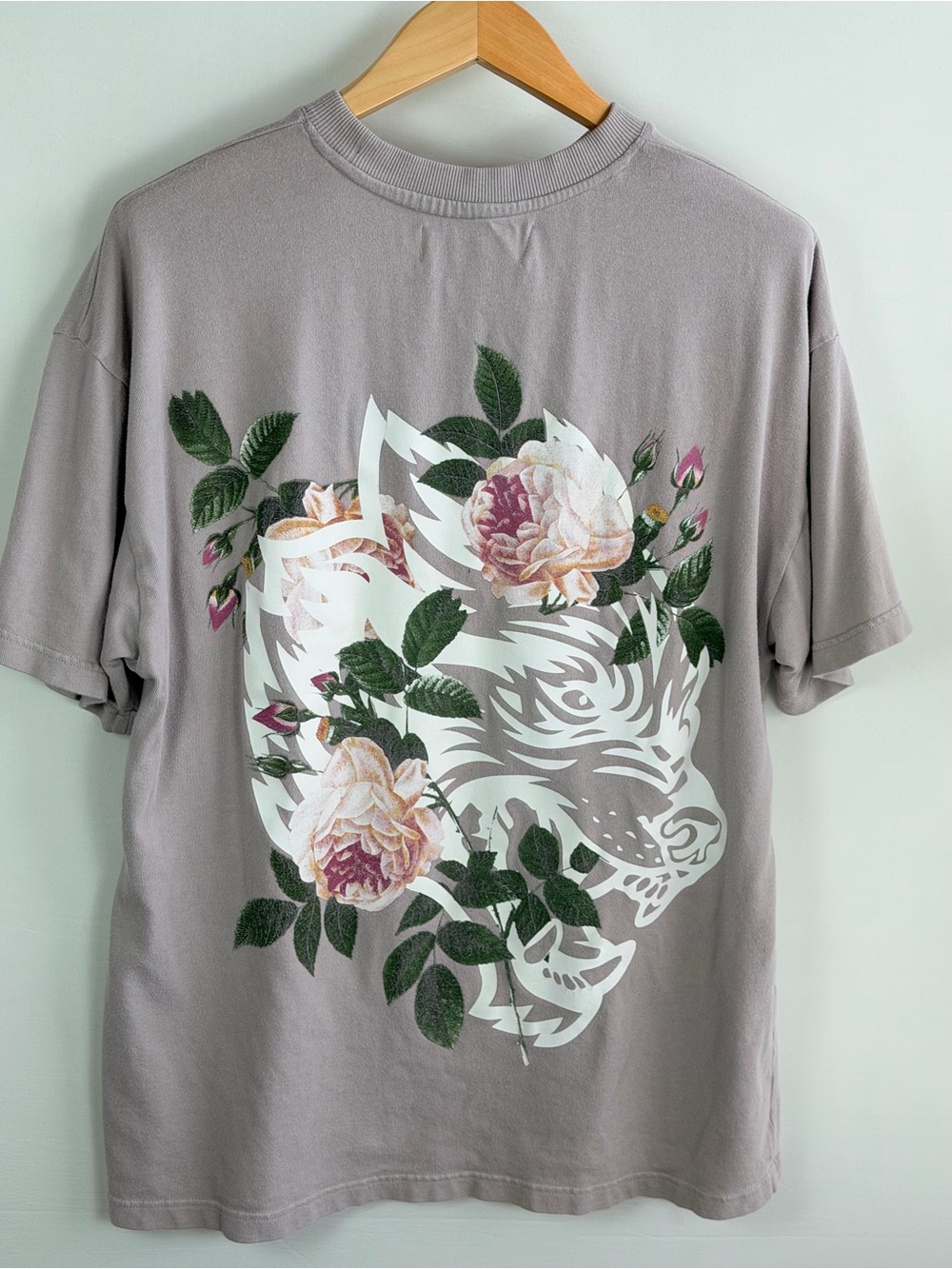 Darc Sport Civil Regime Wolves Forever Tee M Gray Graphic Rose Wolf Streetwear
